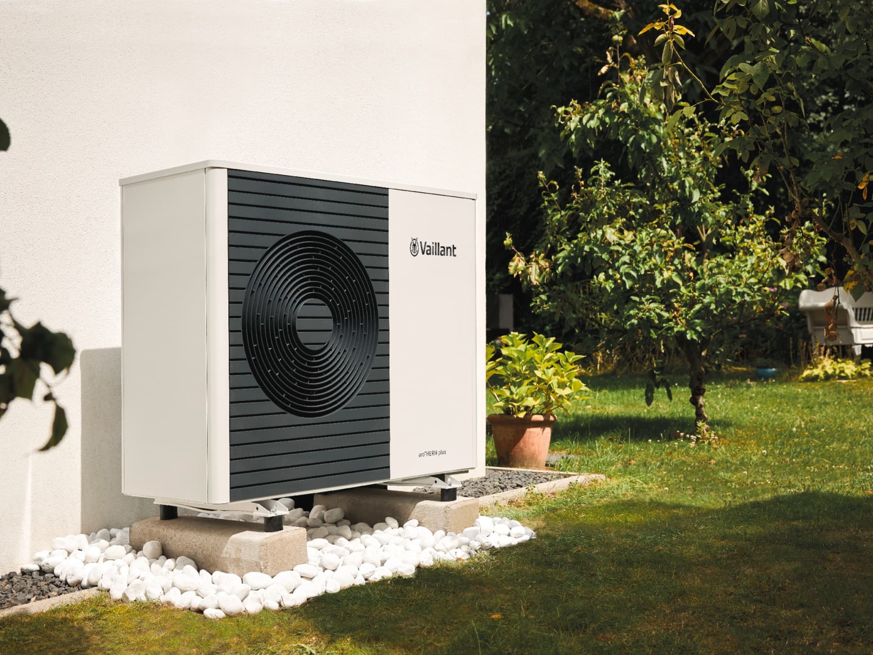 Vaillant aroTHERM plus